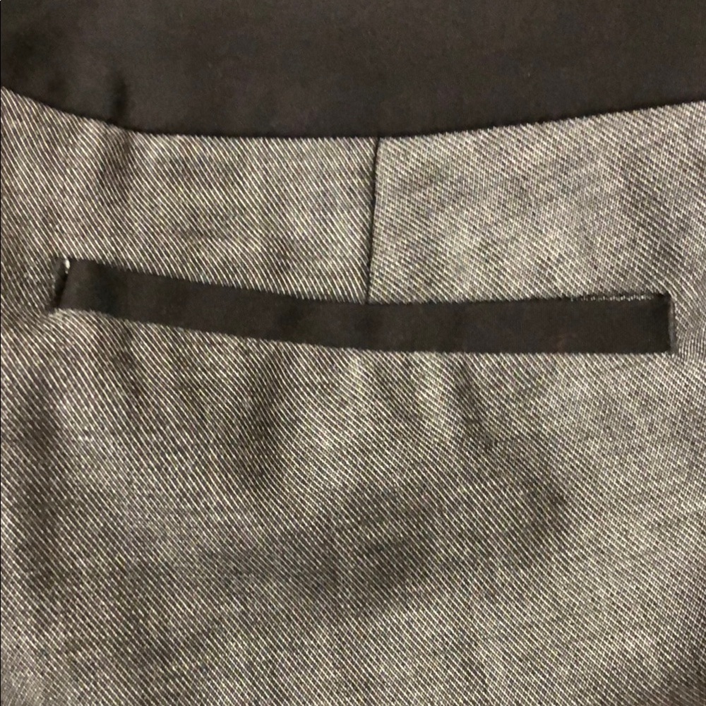 Express Gray Women's Shorts - Picture 14 of 15